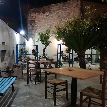 Bed & Breakfast Residenza Donnafugata 3*