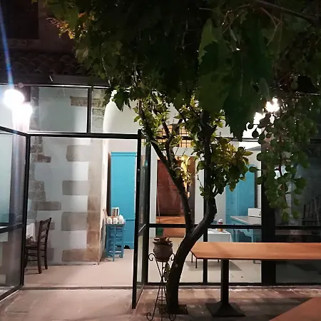Bed & Breakfast Residenza Donnafugata 3*