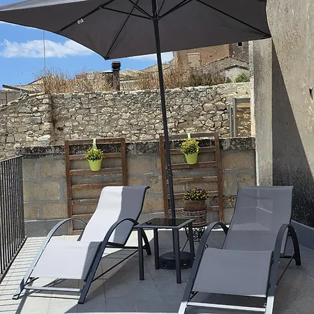 Bed and Breakfast Residenza Donnafugata 3*