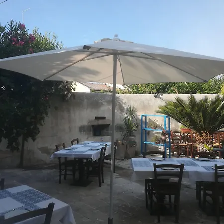 Residenza Donnafugata Bed and breakfast 4*